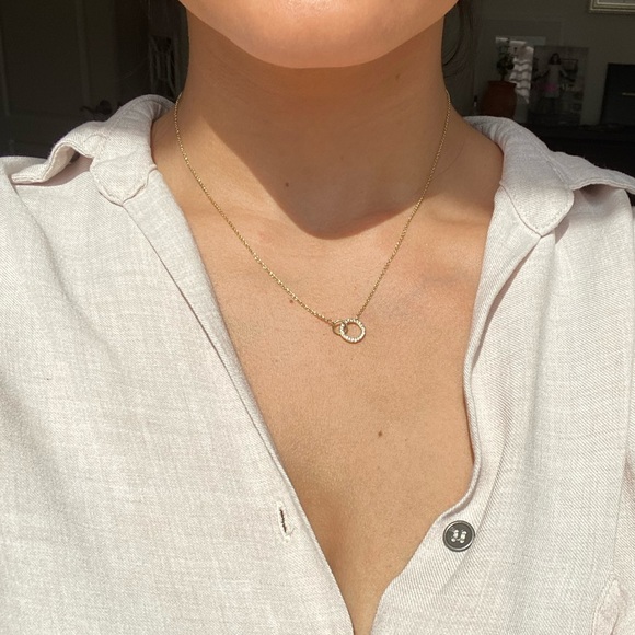 Gorjana Jewelry - Gorjana Balboa Shimmer Interlocking Necklace